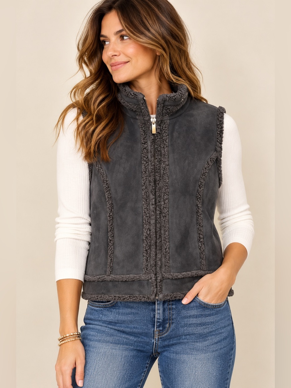 Liz Claiborne Faux Suede Sherpa Trim Vest Women’s Medium Gray Zip Front
